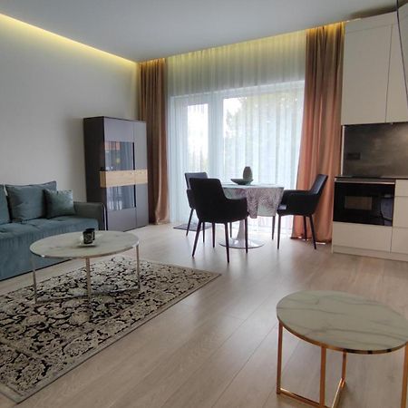 New J&R Apartment Near Girstutis, Free Private Parking & Self Check-In Kaunas Exteriér fotografie
