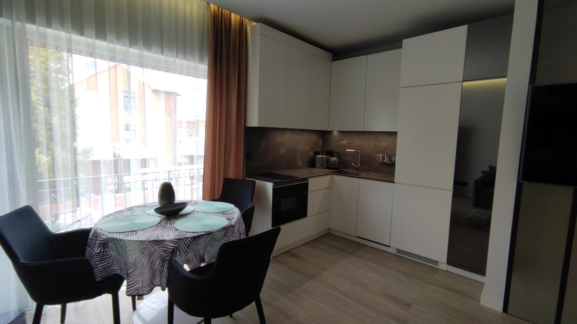 New J&R Apartment Near Girstutis, Free Private Parking & Self Check-In Kaunas Exteriér fotografie