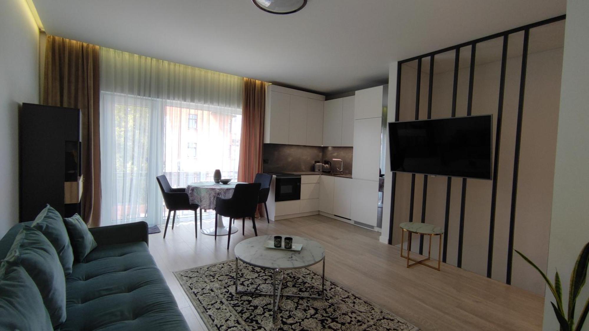 New J&R Apartment Near Girstutis, Free Private Parking & Self Check-In Kaunas Exteriér fotografie