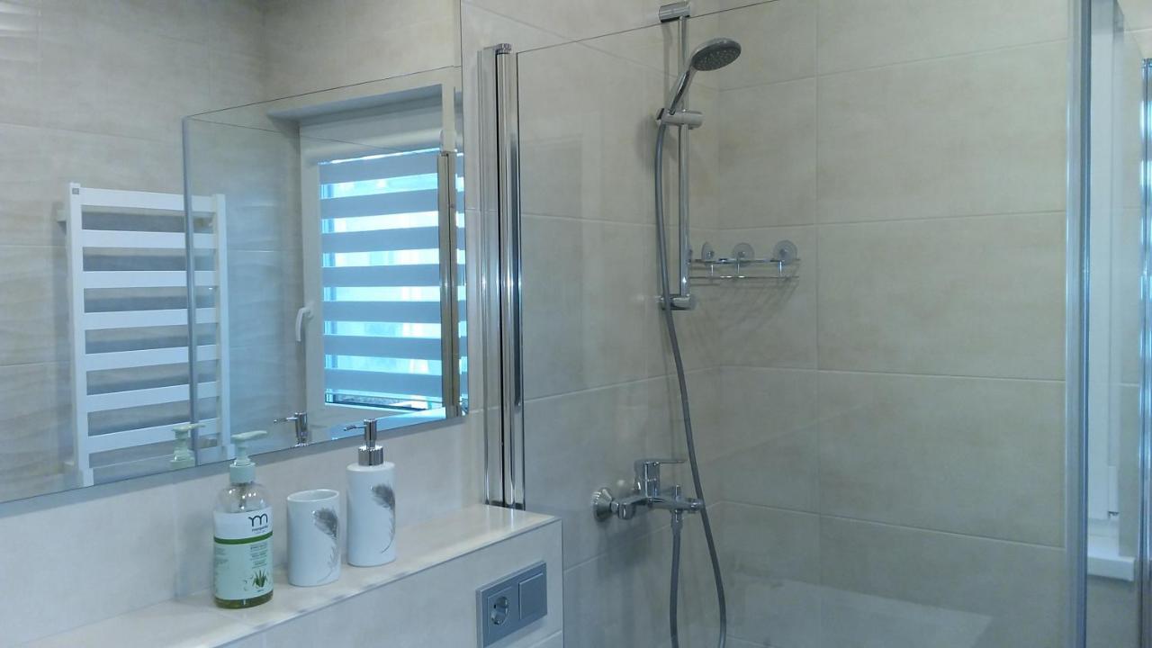 New J&R Apartment Near Girstutis, Free Private Parking & Self Check-In Kaunas Exteriér fotografie