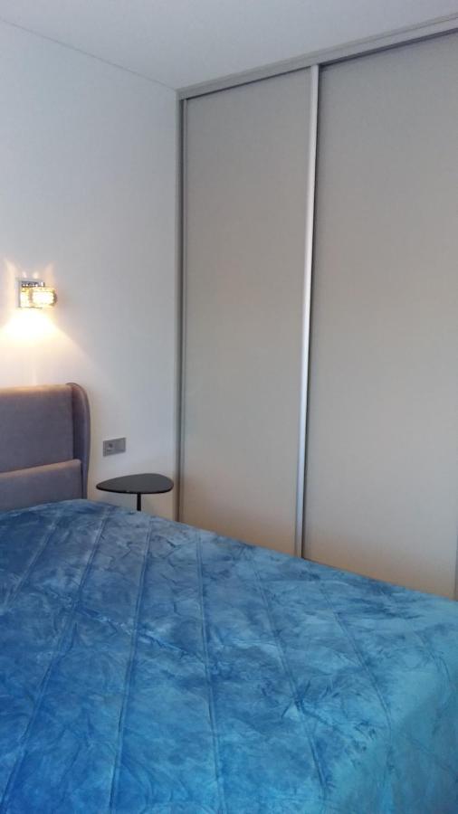 New J&R Apartment Near Girstutis, Free Private Parking & Self Check-In Kaunas Exteriér fotografie