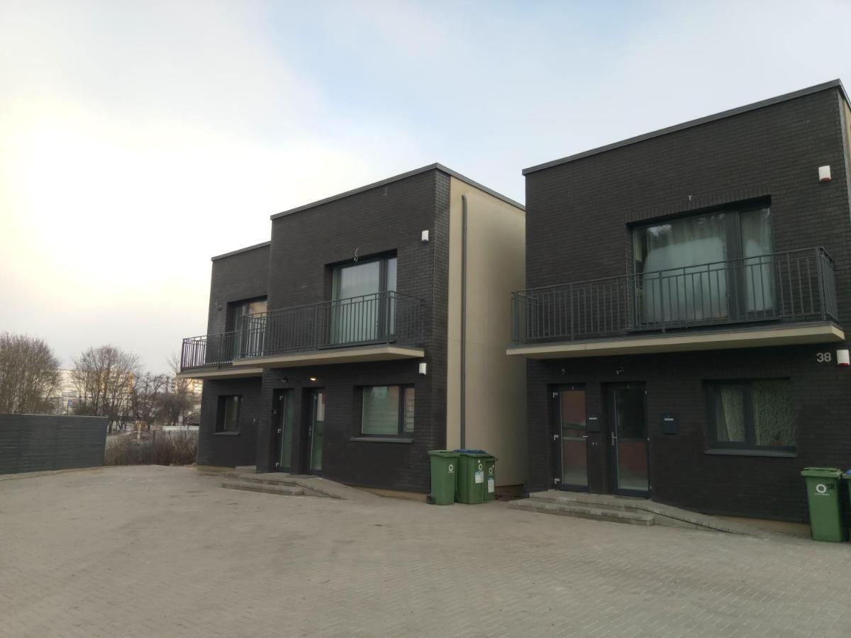 New J&R Apartment Near Girstutis, Free Private Parking & Self Check-In Kaunas Exteriér fotografie